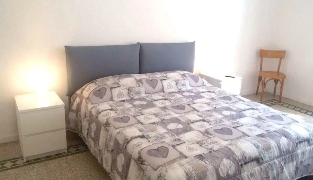 Aduepassi Bed & Breakfast Naples Italy